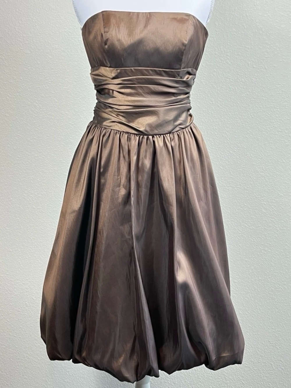 David's Bridal brown metallic ruched bubble hem cocktail dress
